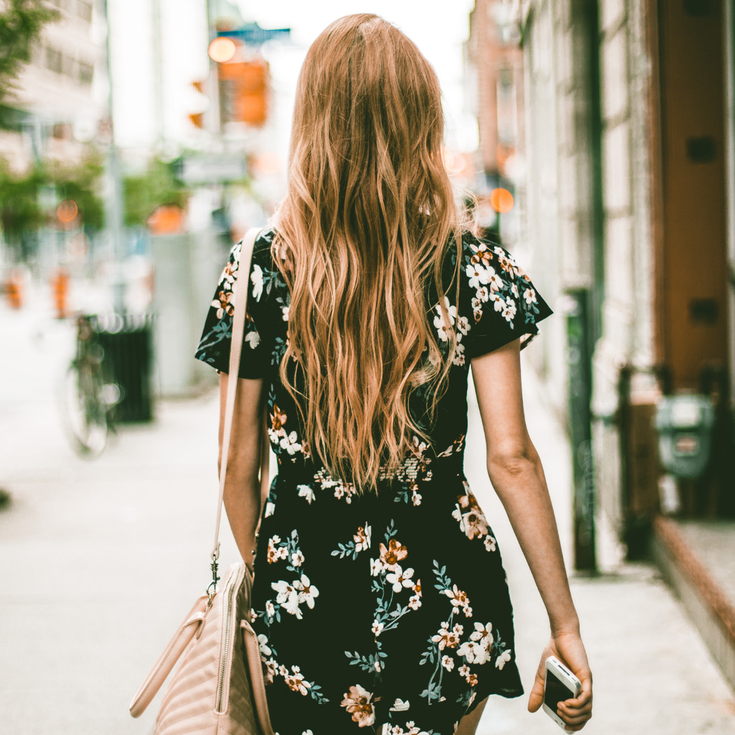 Chcesz ukryć boczki? Poznaj najlepsze sposoby!